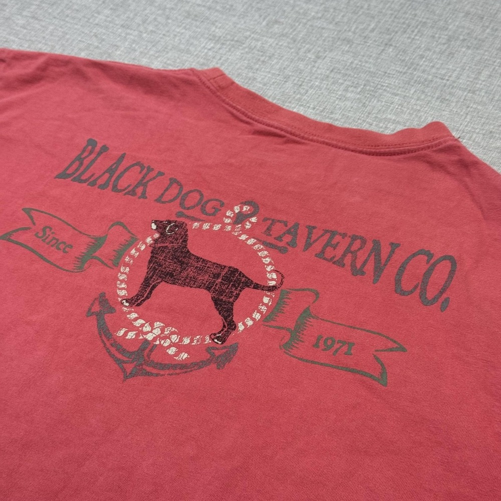 The Black Dog T-Shirt Mens XL Pink Red Crew Neck Cotton Tavern Short Sleeve